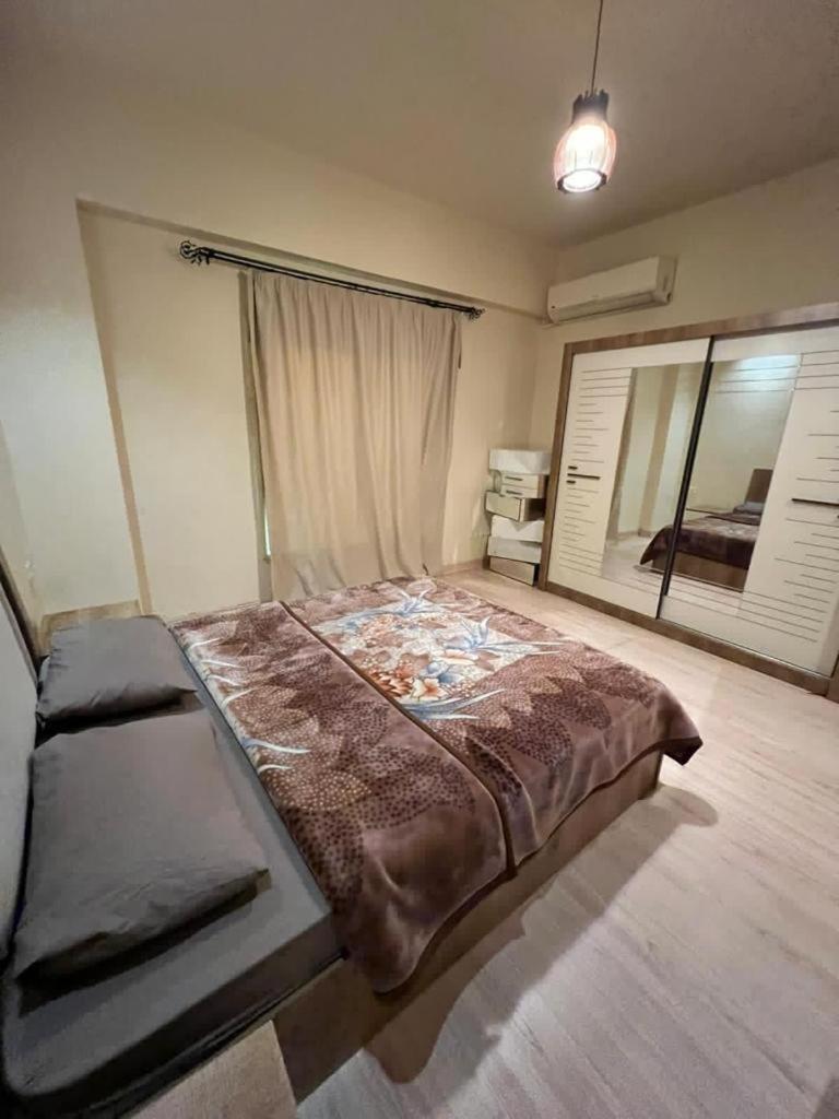 New Cairo Guest House Down Town Females Only Shared Apartment Экстерьер фото